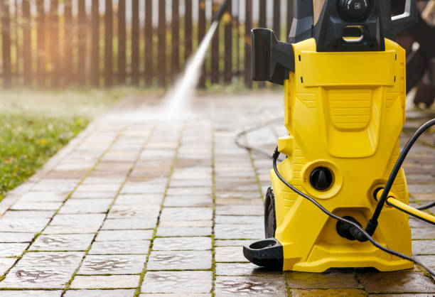 Professional Pressure Washing Services in Pittsfield, IL